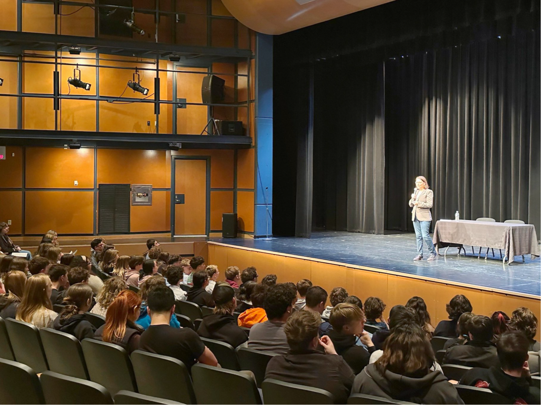 DelBene speaks to students and administrators at Arlington High School.